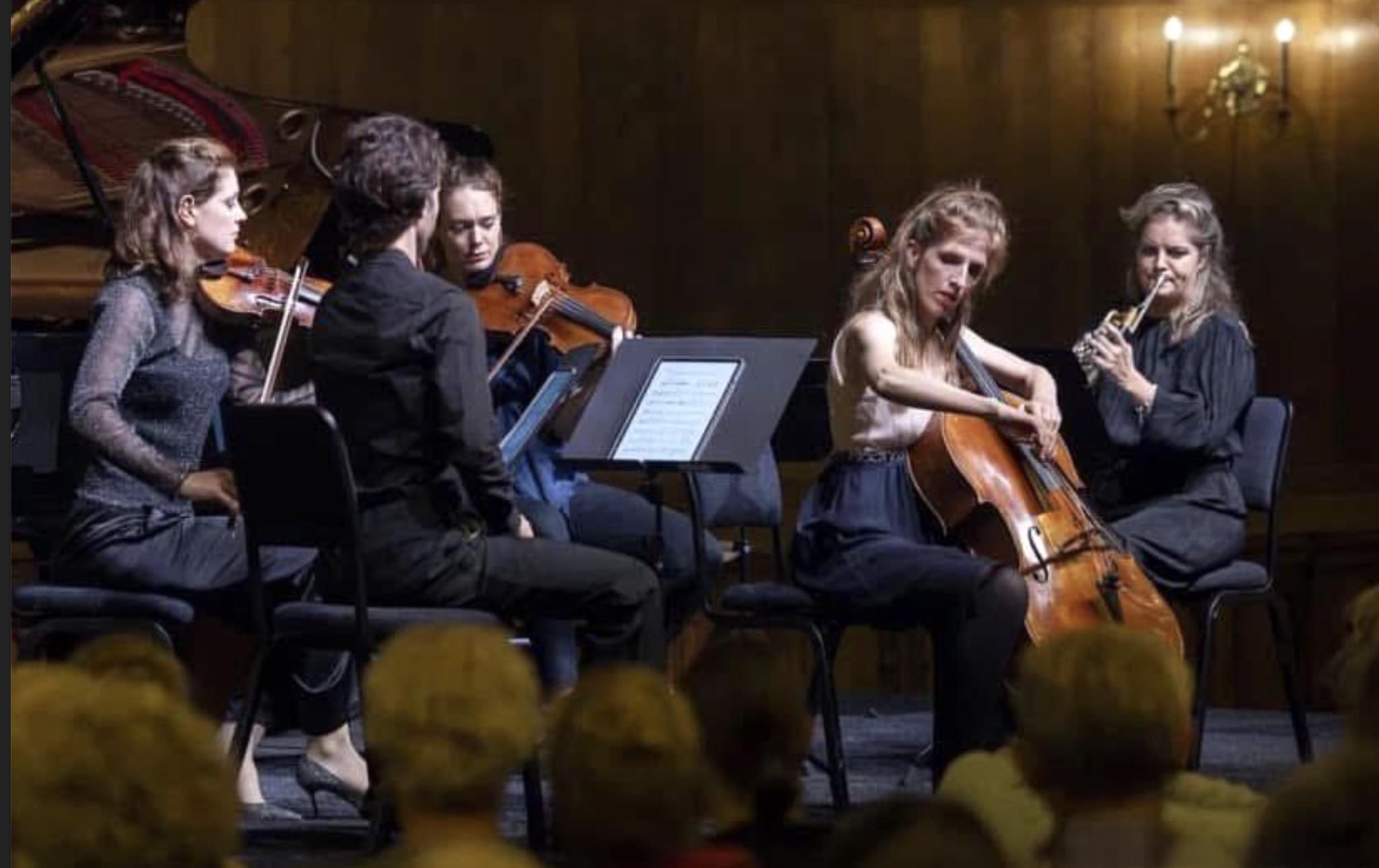Lidy Blijdorp plays Bosmans cello concerto