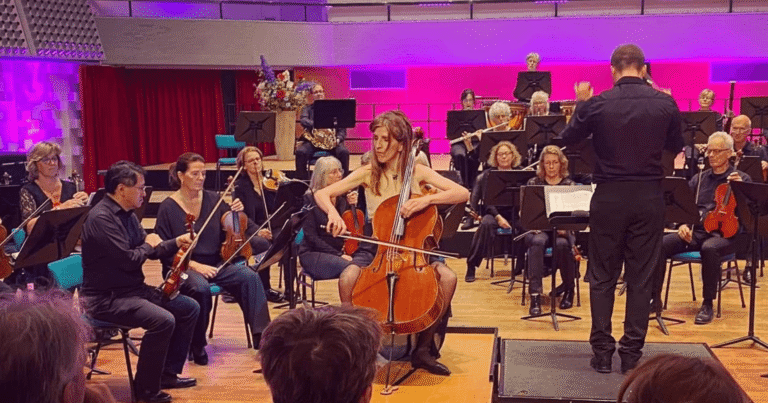 Lidy Blijdorp plays Sjostakovitsj Cello Concerto