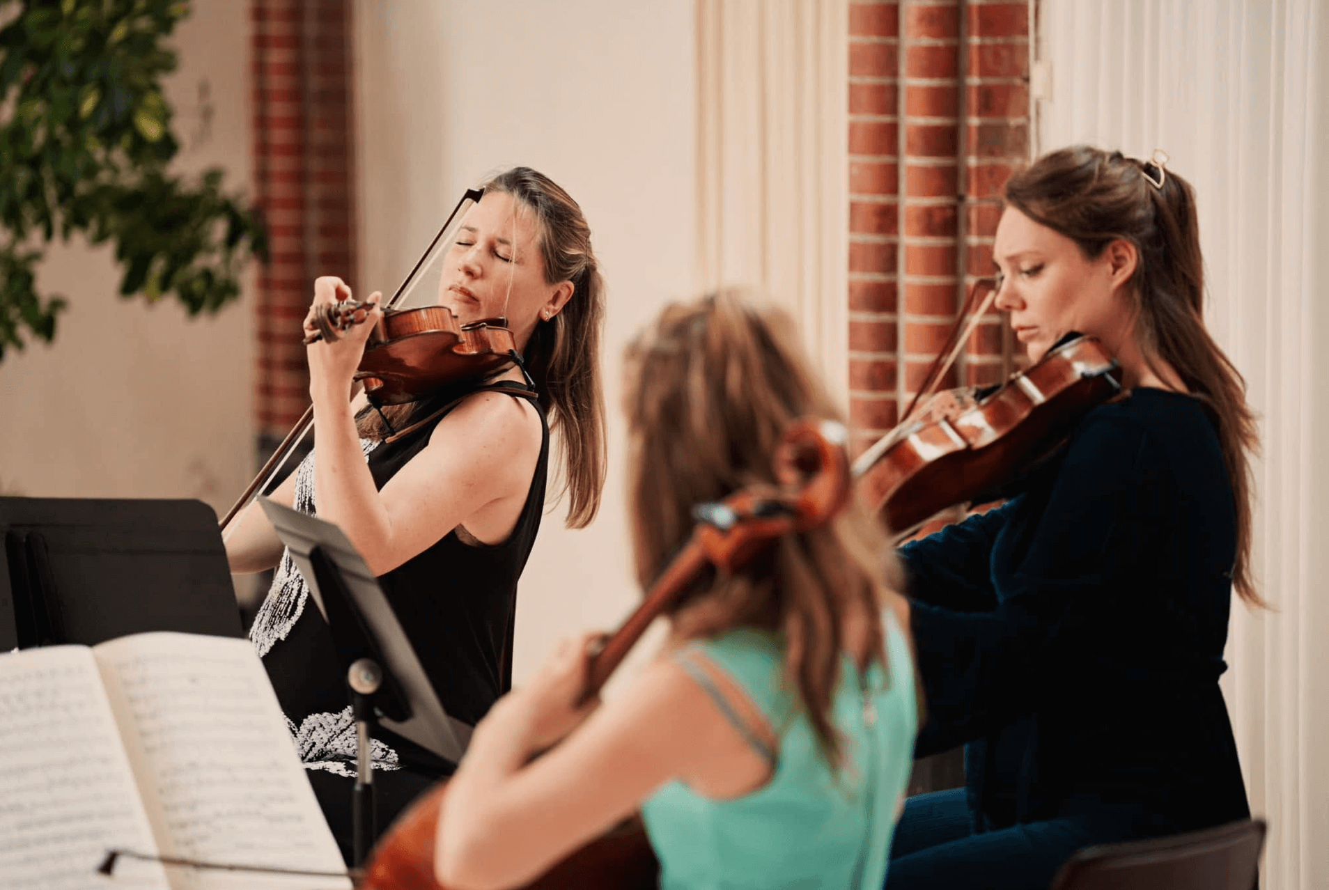 Rosanne, Hannah, Lidy